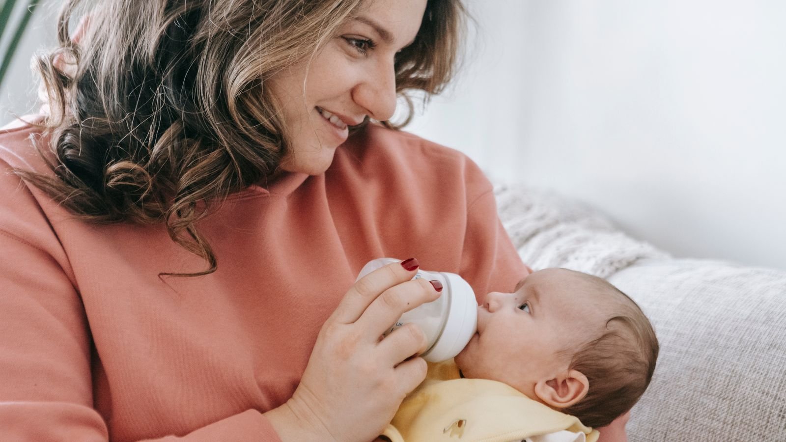 Breastfeeding & Feeding Support